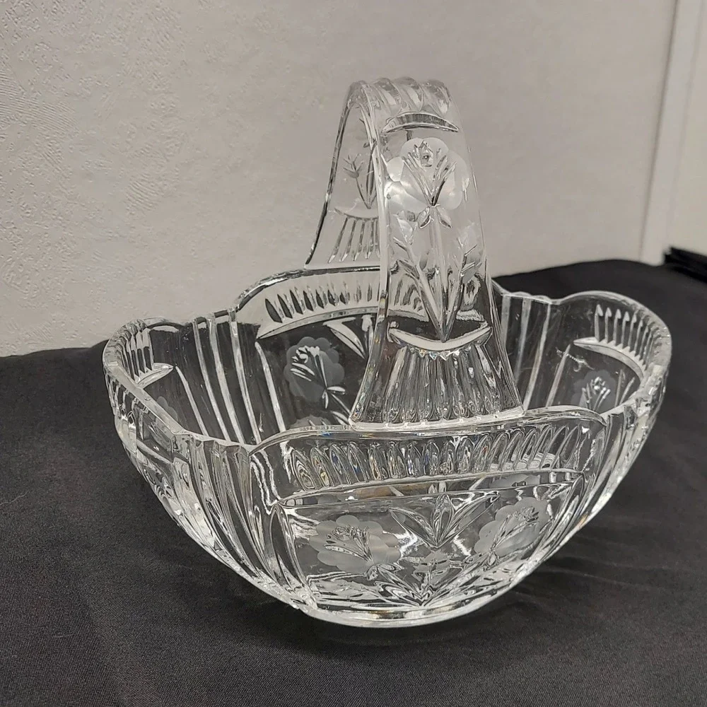 Vintage Crystal Glass Basket Frosted Floral Etched Scalloped Candy Dish 8